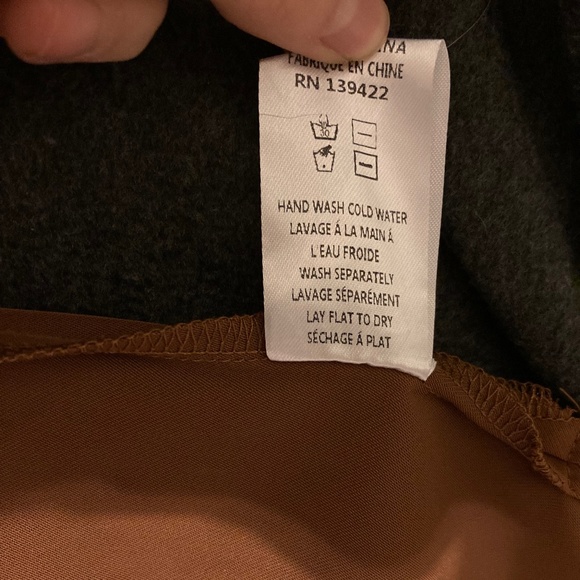 NWT Deep V Neck Top - Picture 6 of 8